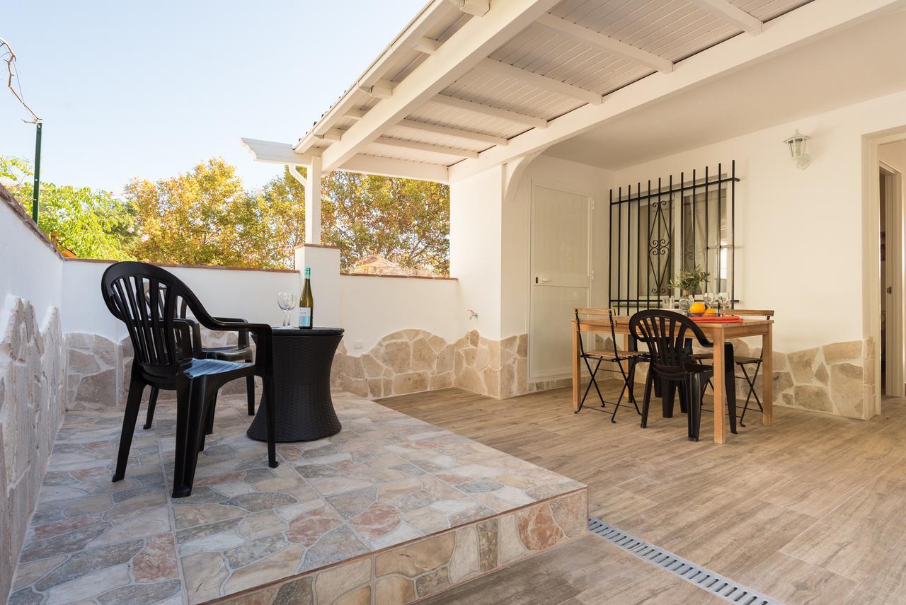 Malagasuite Bungalow Pool Benalmadena Exterior photo